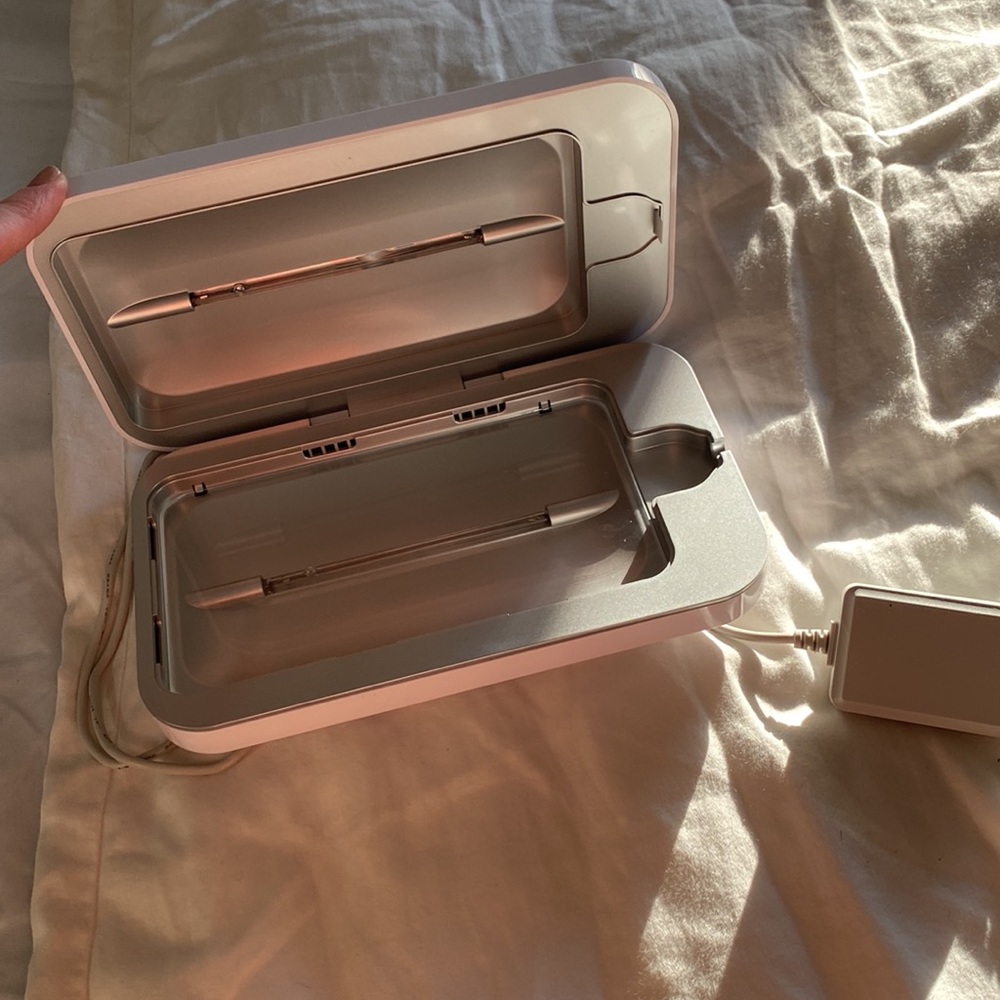 PhoneSoap phone cleaning machine - Picture 2 of 2